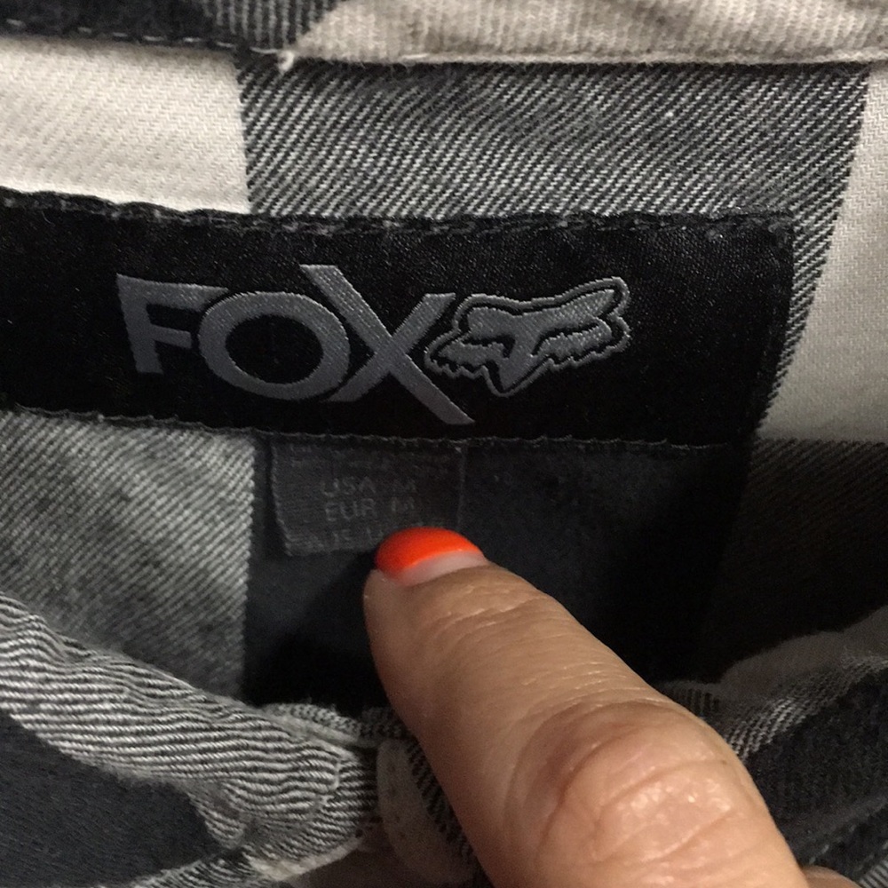 Nice Fox button up - Picture 2 of 7